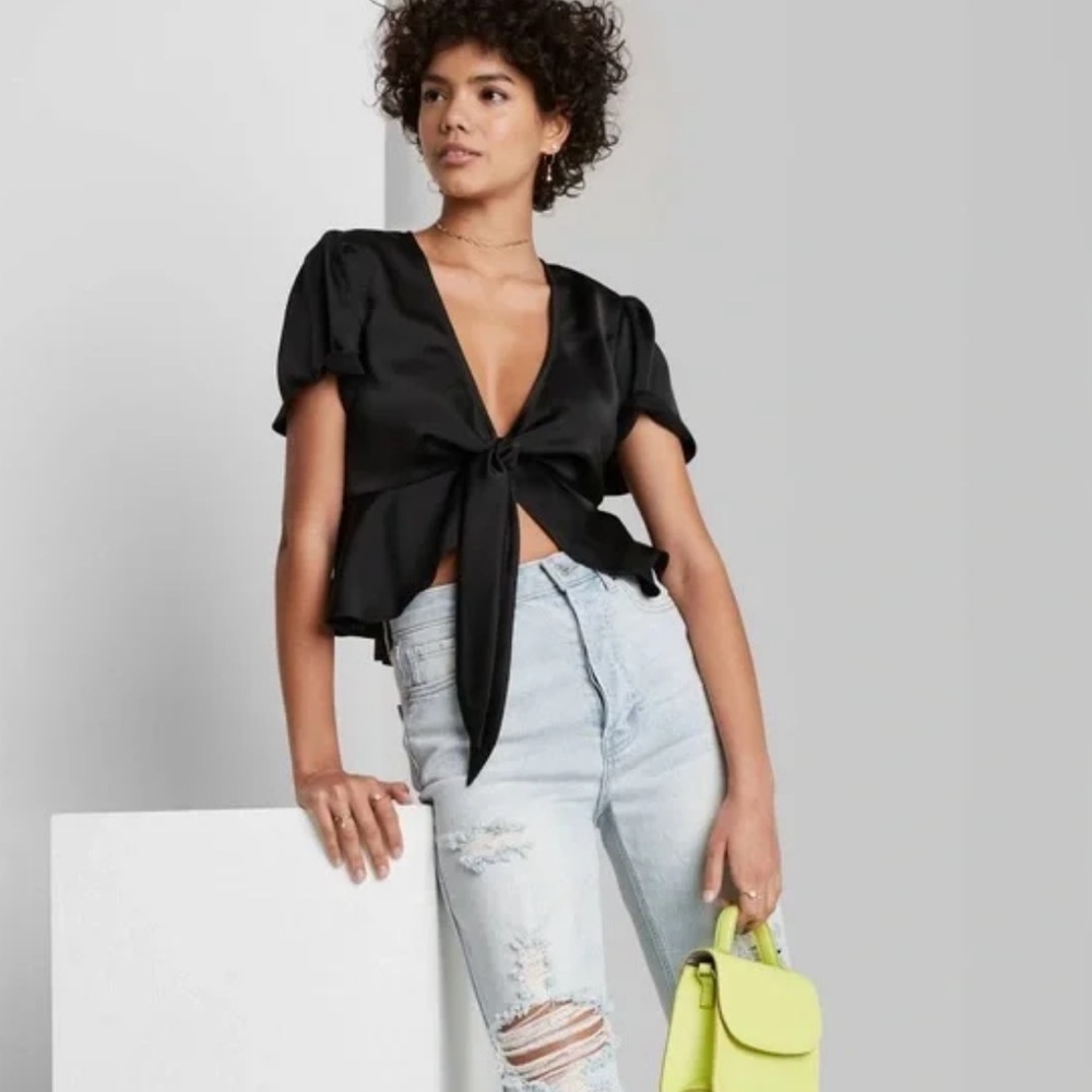 Wild Fable Black Tie Top - Picture 1 of 7